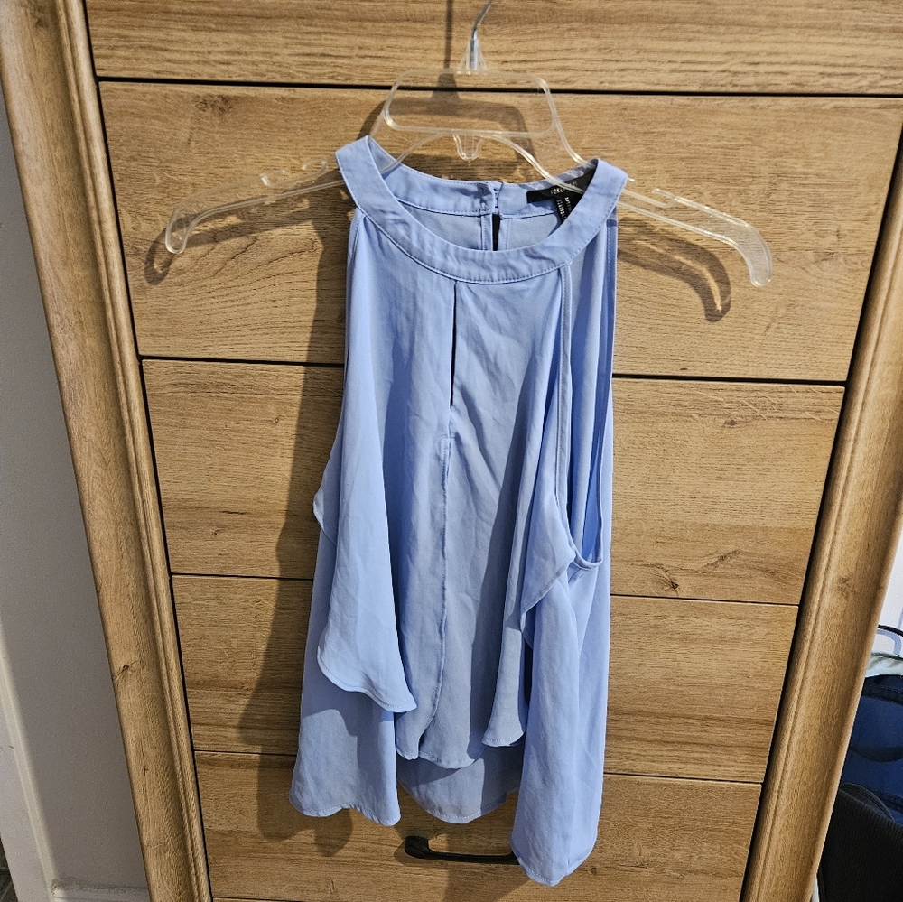 Forever 21 light blue top size M